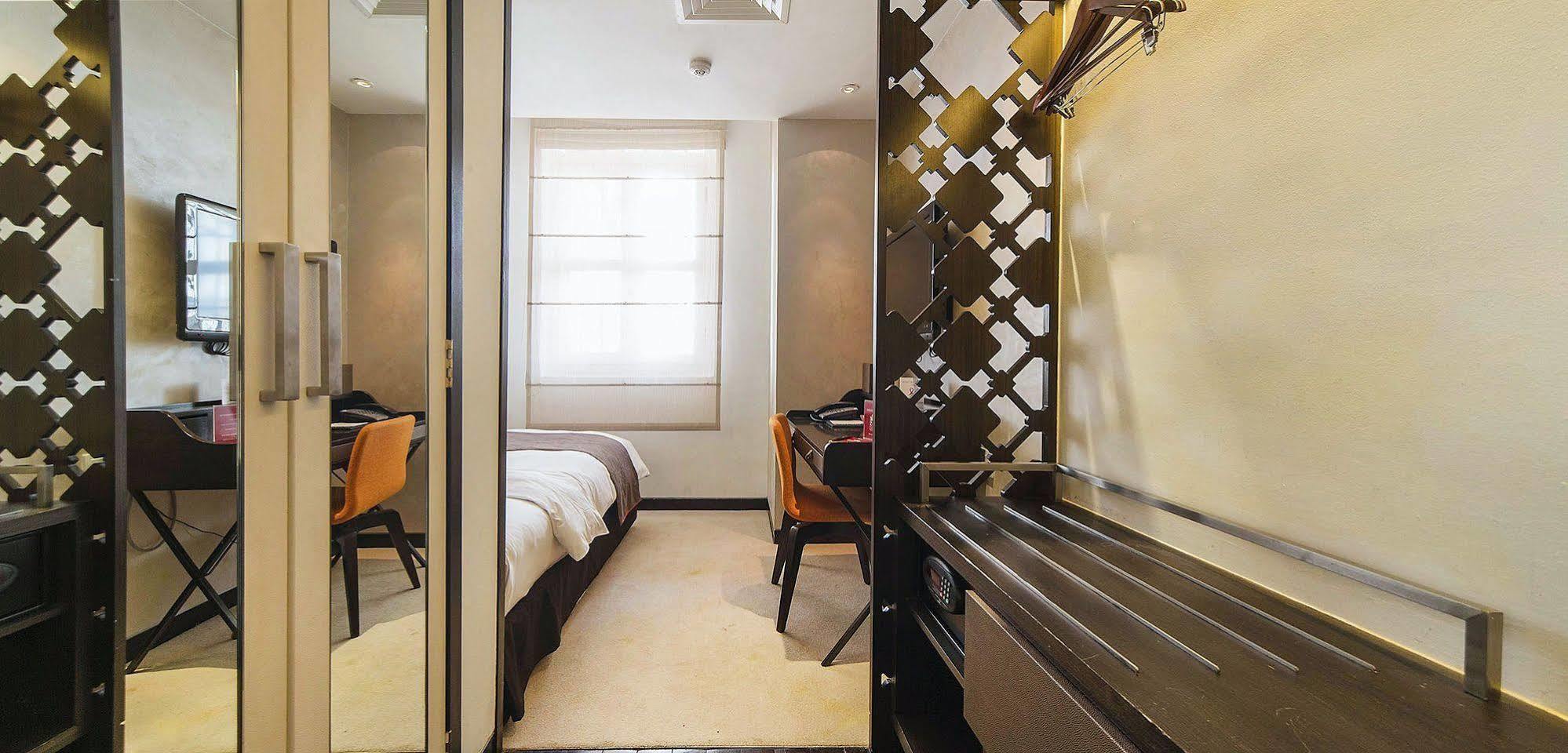 Hotel Zen Premium Outram Park à Singapour Extérieur photo